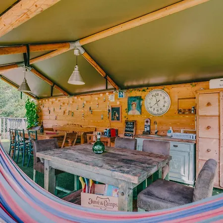 Rendes Glamping Luxury tent Balatonrendes