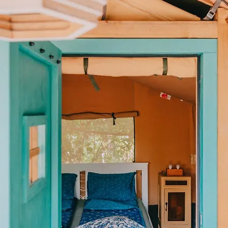 豪华帐篷 Rendes Glamping *